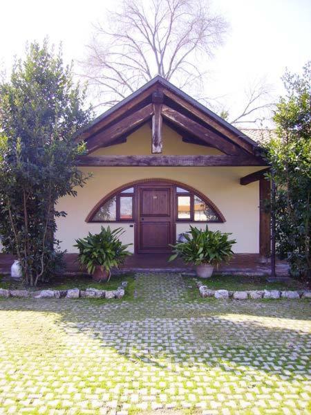 Foro Appio Mansio Hotel Latina Exterior photo