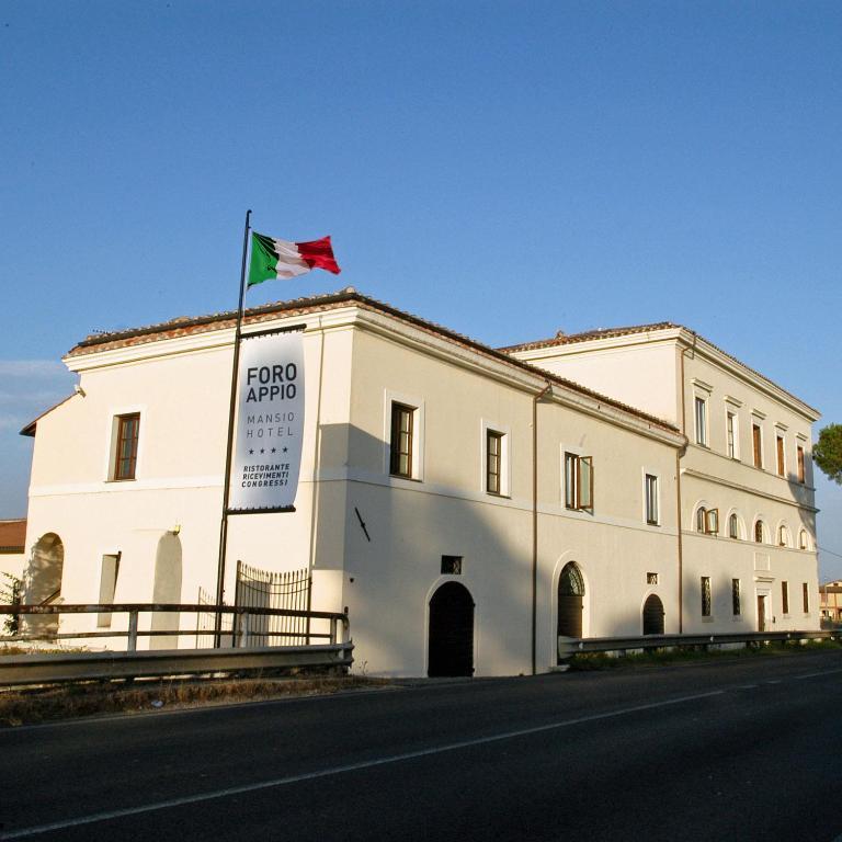 Foro Appio Mansio Hotel Latina Exterior photo